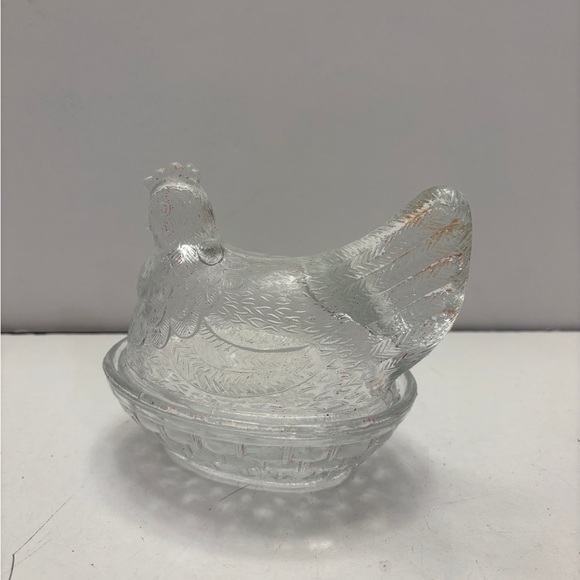 clear glass hen on nest - Picture 3 of 11